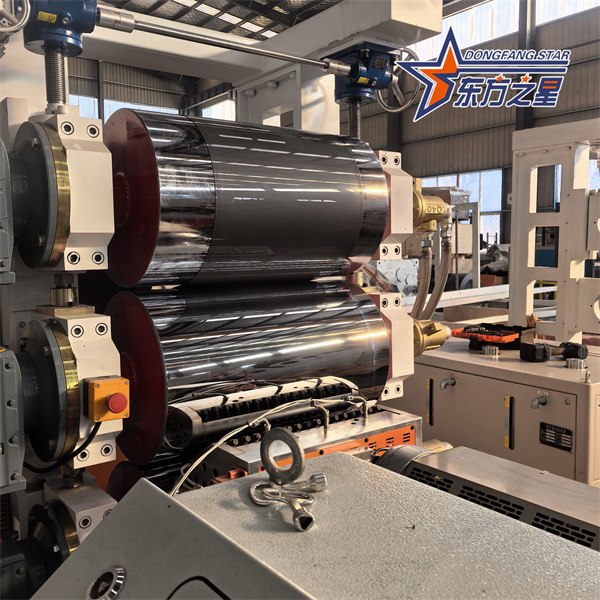 Entrega de equipos de extrusión de láminas de disulfuro de molibdeno