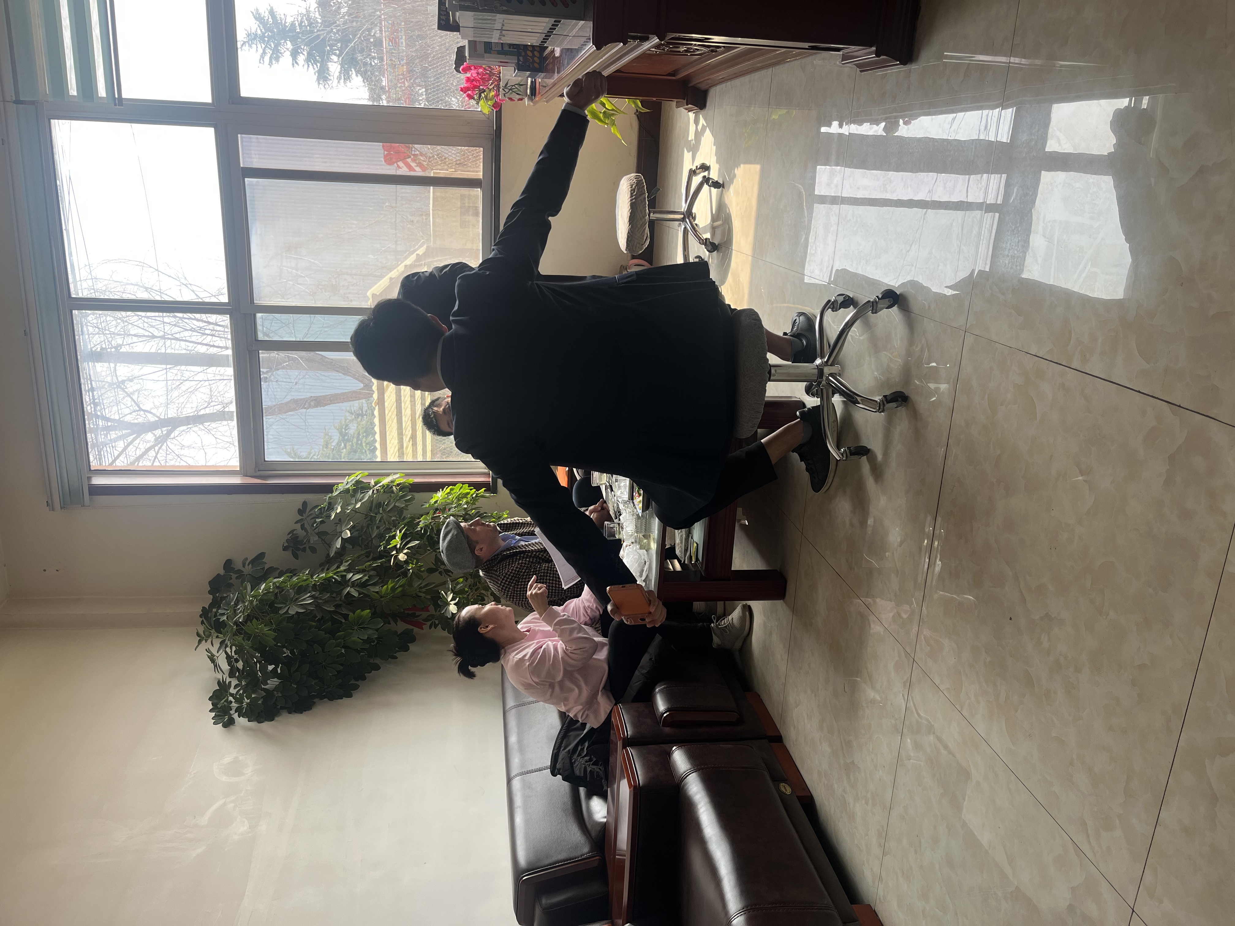 ​Gracias a nuestros clientes rusos por comprar equipos de extrusión de láminas de PS.