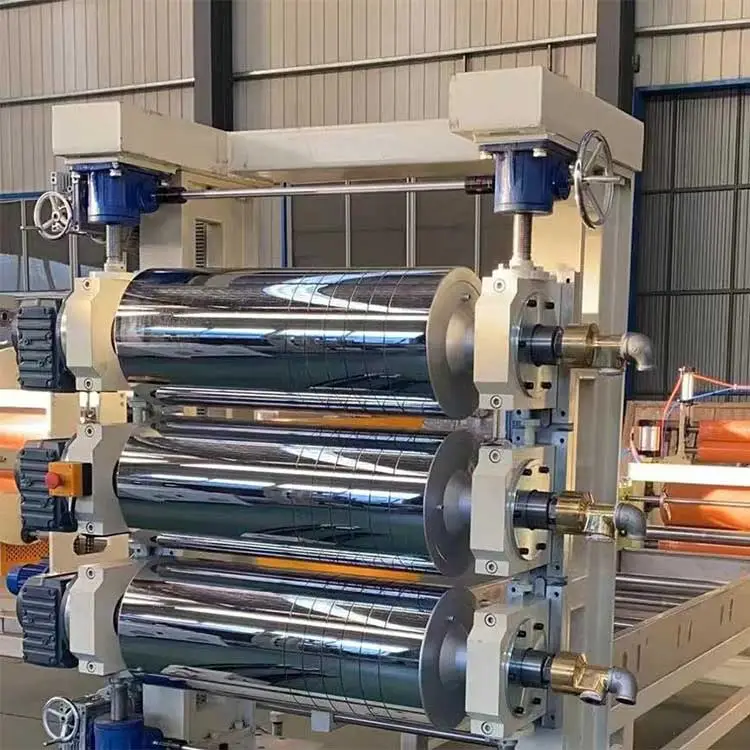 Máquina de extrusión de cortina de puerta de PVC
